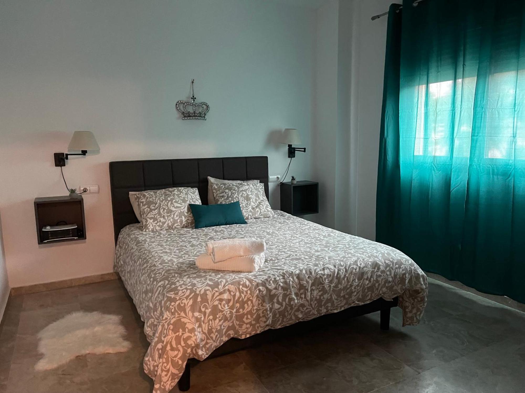 Stelarium-Suite Con Bano Privado En Casa Compartida-Uebica2 Mairena del Aljarafe Exterior photo