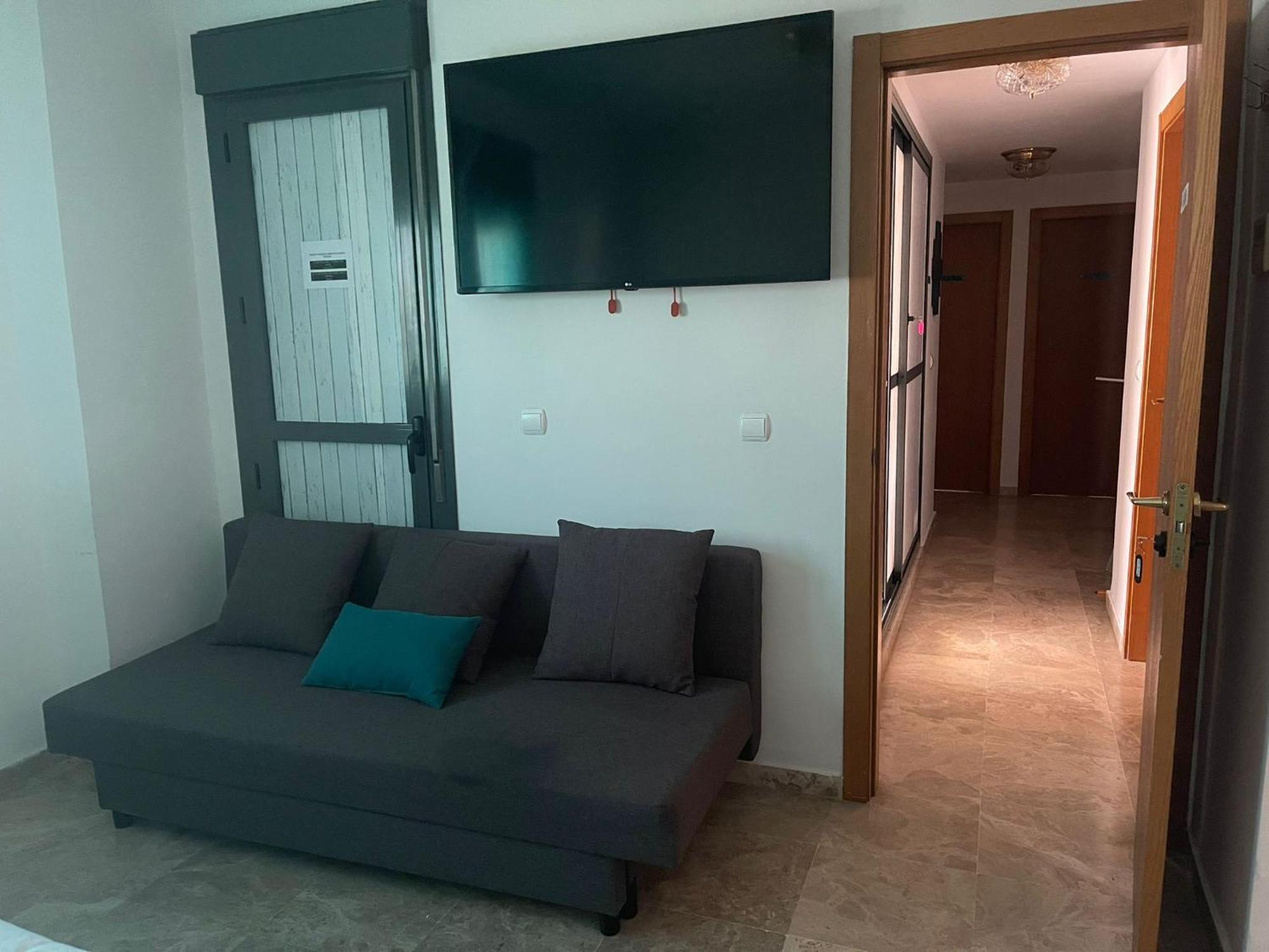 Stelarium-Suite Con Bano Privado En Casa Compartida-Uebica2 Mairena del Aljarafe Exterior photo